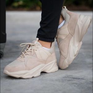 Steve Madden Movement Sneaker